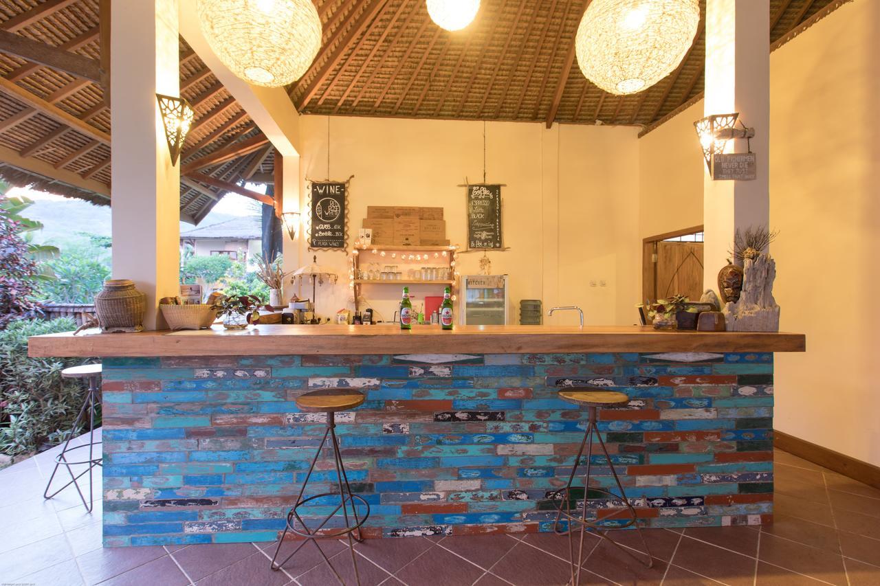 Owa Areguling * Kuta (Lombok)