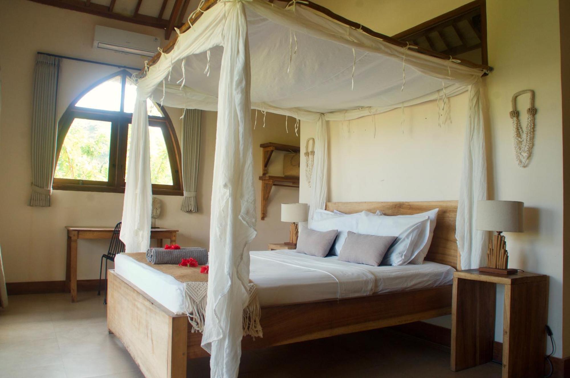 Lodge Owa *