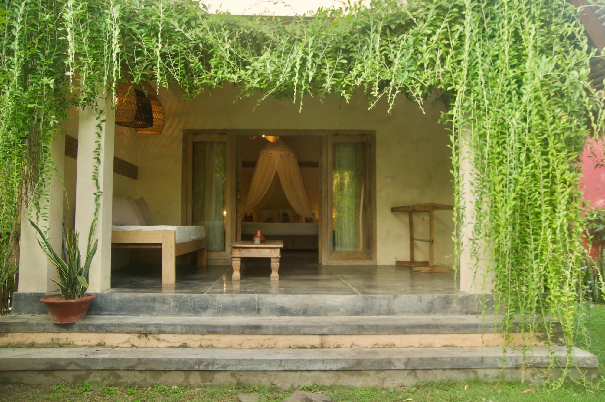 Owa Lodge