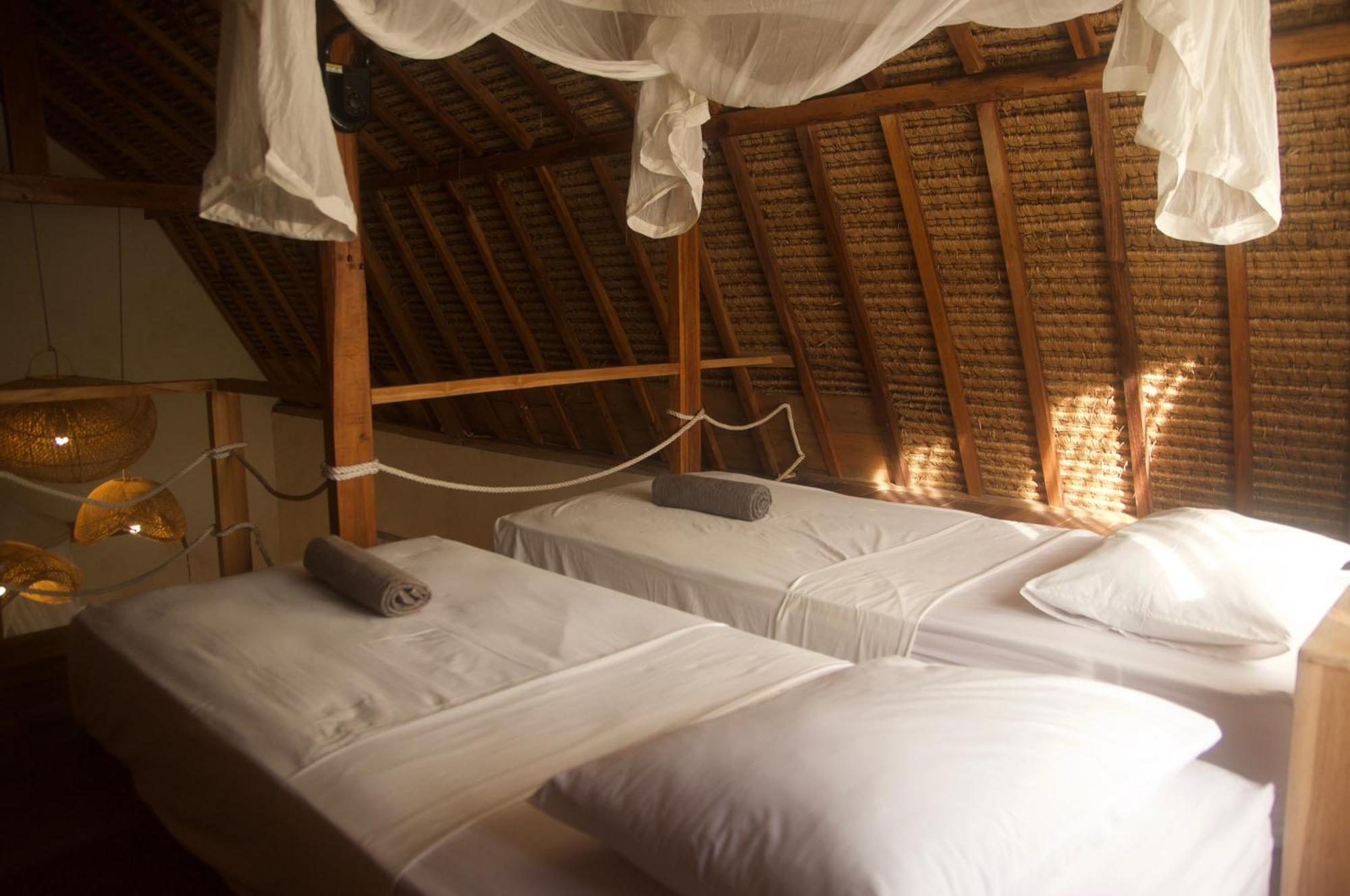 Lodge Owa *